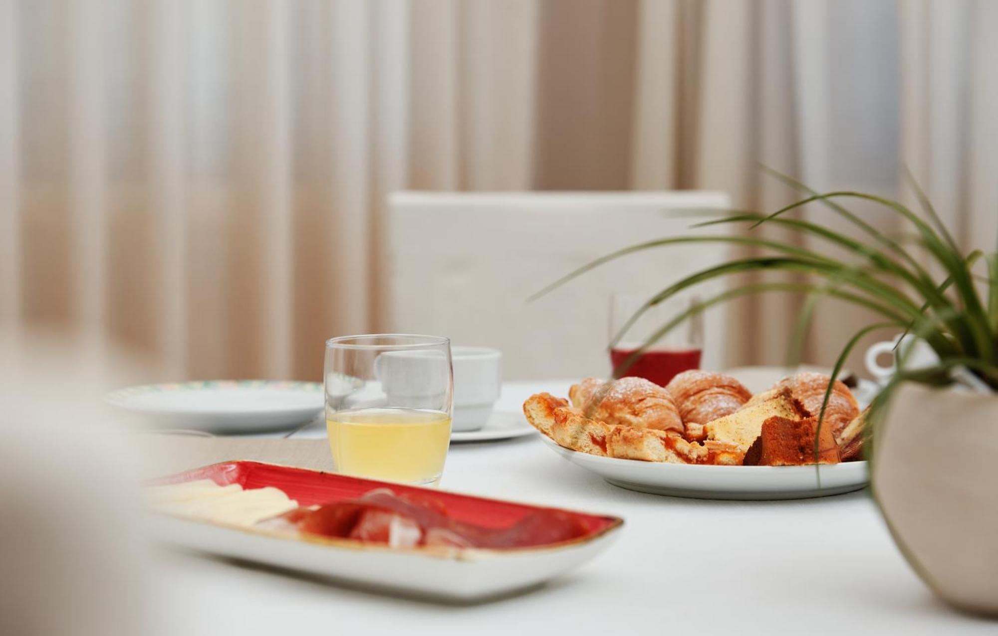 Hotel La Sorgente Hs Paestum Ngoại thất bức ảnh